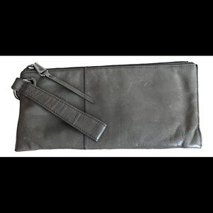 HOBO Vida Wristlet